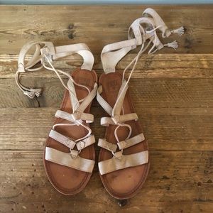 FRYE Gladiator Sandal Ruth Leather  6.5